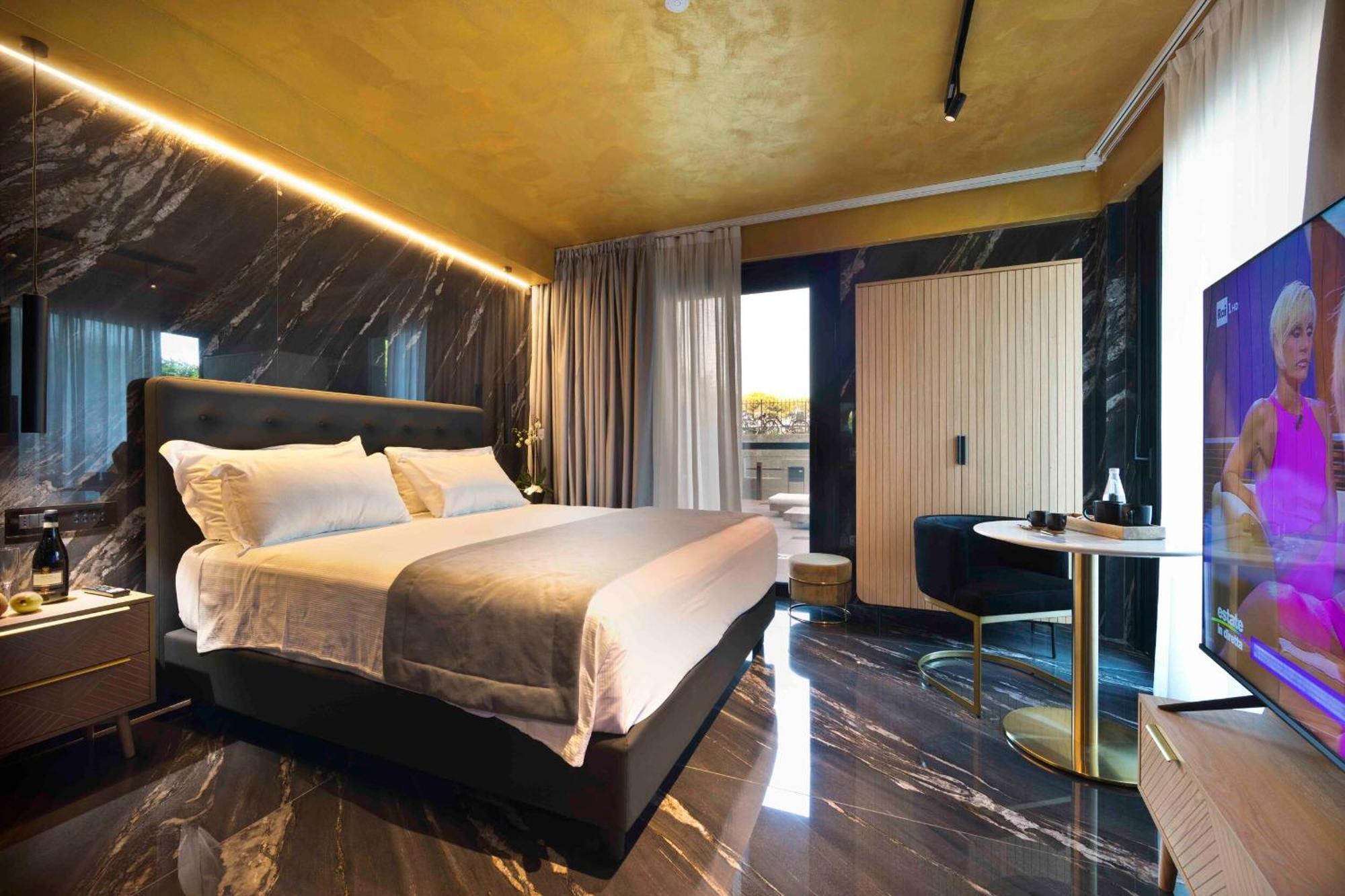 Boutique Hotel Sirmione Ngoại thất bức ảnh